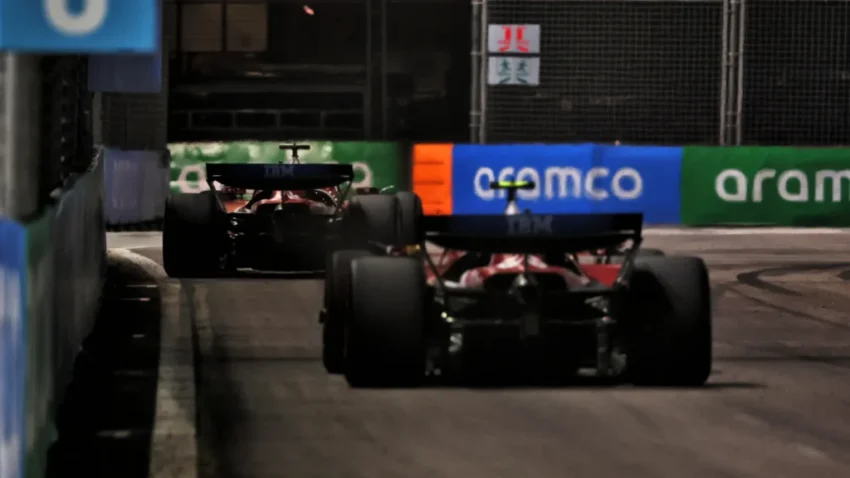 Lewis Hamilton, F1 Singapur GP’deki Felaket Fren Sorununu Anlattı