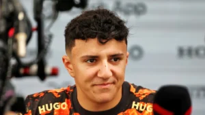 Isack Hadjar, Red Bull’un 2026 F1 kararı yaklaşırken tutumunu netleştirdi