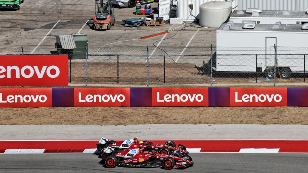 Lewis Hamilton, ABD GP’de Son Turda Yaşadığı Lastik Patlaması Korkusunu Anlattı