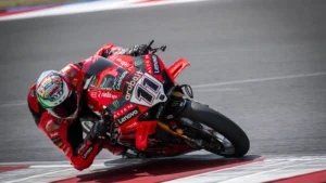 Nicolo Bulega, Jerez WorldSBK Yarış 1’de Baskın Zafer Kazandı, Toprak şampiyonluğa bir adım daha yaklaştı