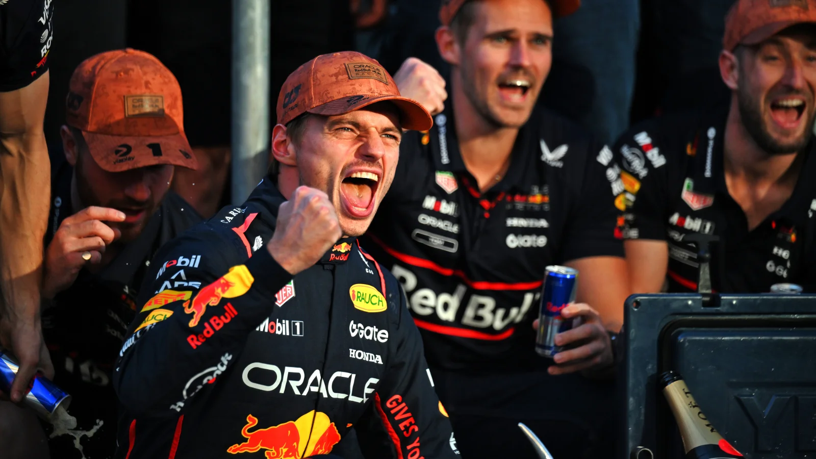 Red Bull, Max Verstappen ile Tarihin Yazılışını İzliyor