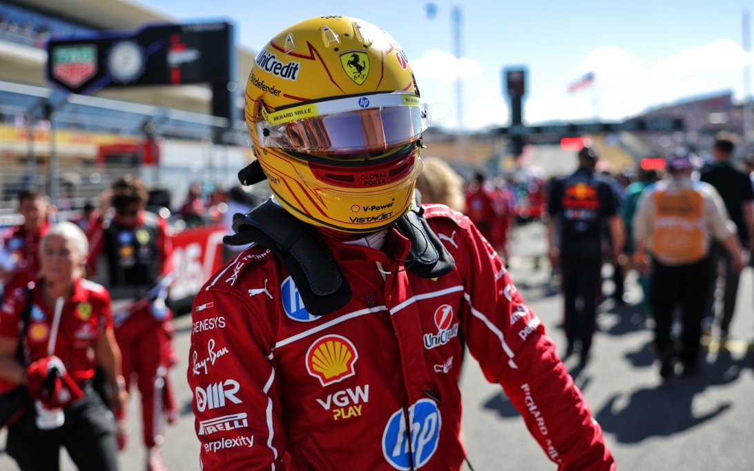 Lewis Hamilton, ABD Grand Prix’sinde Ferrari ile Podyum Hedefliyor
