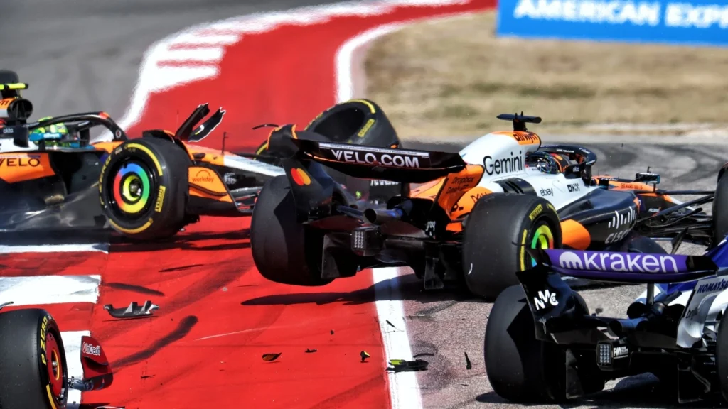 Red Bull: McLaren, F1 şampiyonluk yarışında Max Verstappen baskısını hissediyor