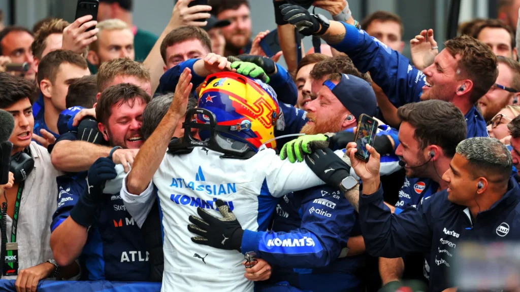 Eski F1 patronu Ferrari’nin Carlos Sainz kararında pişman olabileceğini söyledi