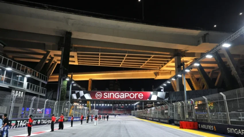 F1 pilotları Singapur GP’de zorunlu soğutma yeleği kararını değerlendirdi
