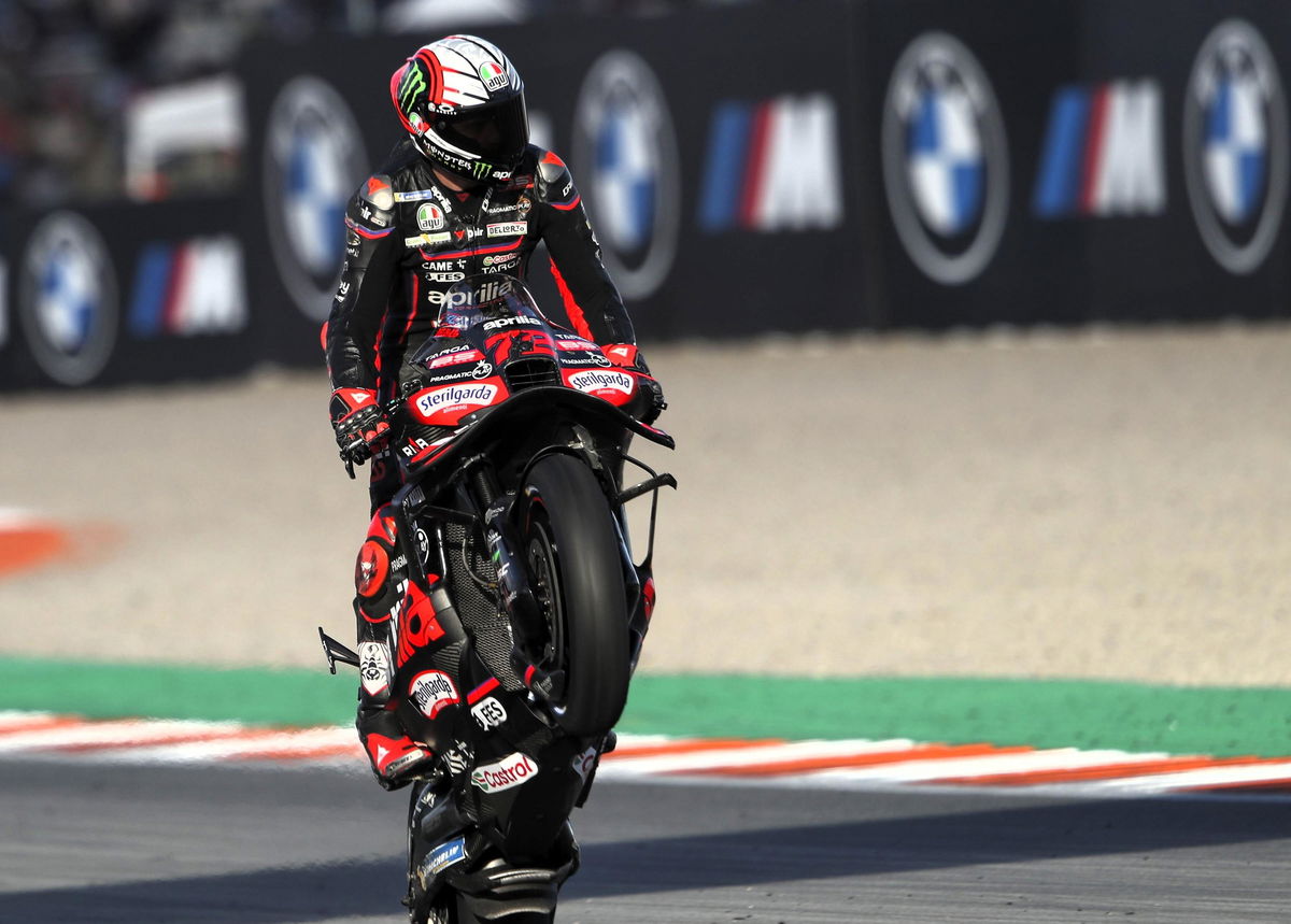 3000_gng_1283387_hires