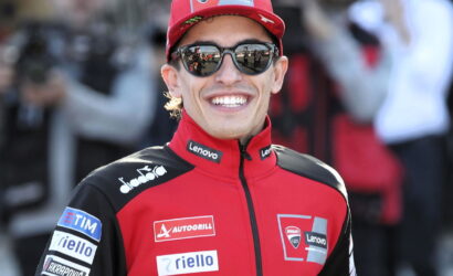 3000_gng_1285278_hires