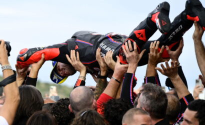 3000_gng_1285905_hires