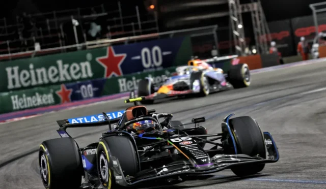 Carlos Sainz, Tartışmalı F1 Yarış Kuralları İçin Yenilikçi Bir Çözüm Önerdi