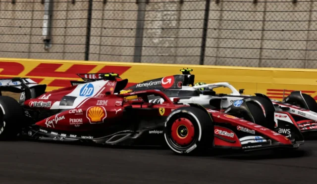 Eski F1 patronundan Oliver Bearman’a Ferrari’de Hamilton’ın yerine geçme desteği