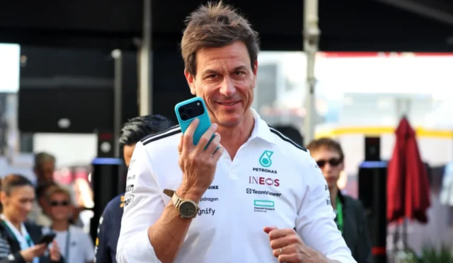 Toto Wolff, Mercedes’in Formula 1 Mücadelesinde “Tam Çöküş” Endişesi Taşıyor