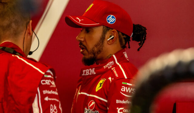 Lewis Hamilton Brezilya GP Öncesi Vatandaşlık İşlemleri İçin Pasaportunu Bekliyor