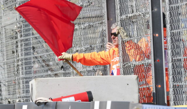 2025 Valencia MotoGP: Cuma Antrenmanı Moto2 Kırmızı Bayrak Kazası Nedeniyle Gecikti