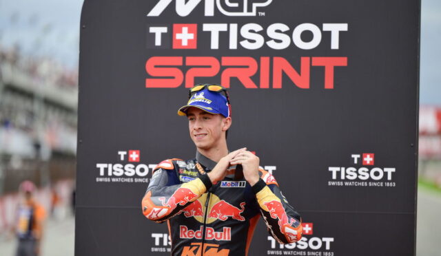 Pedro Acosta’nın Valencia MotoGP Sprintindeki Tek Stratejisi ‘Cesur Hamle’ydi