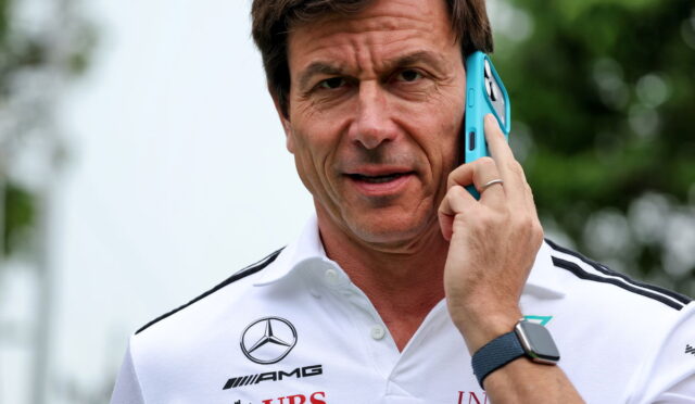 Mercedes F1 Takımı Değeri Rekor Seviyede: Toto Wolff Hisselerini Satmayı Planlıyor