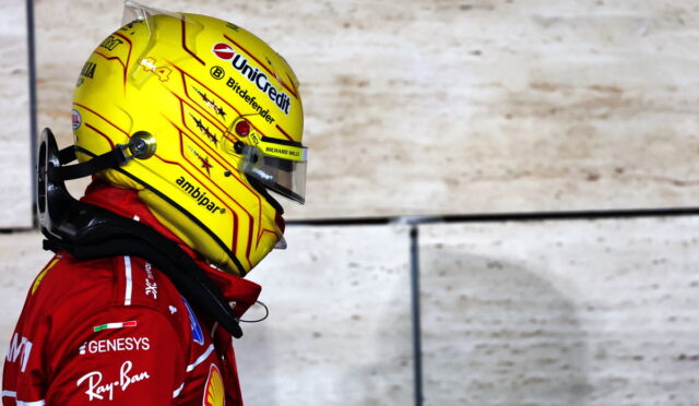 Lewis Hamilton, Ferrari’deki İlk Sıralama Turlarında Beklenmedik Sonuçla Karşılaştı