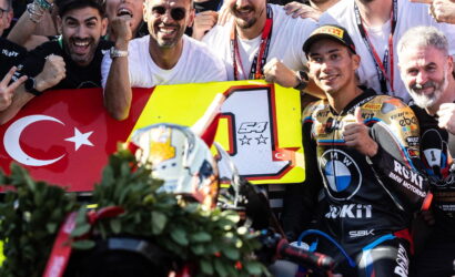 3000_gng_1276713_hires