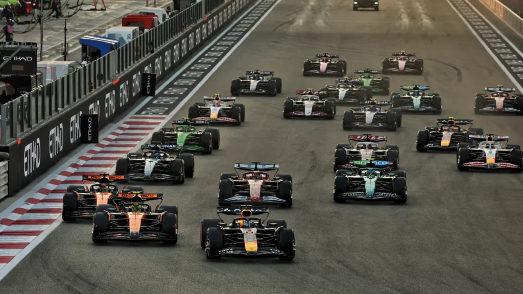 F1-Abu-Dhabi-GP-start-1024x576-1