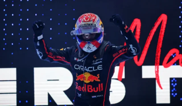 Max Verstappen’in F1 Şampiyonluk Mücadelesinde Hangi Faktörlere Bağlı Olduğu