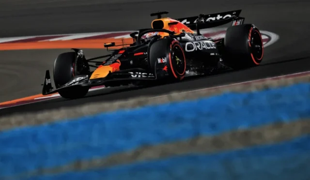 Max Verstappen’in Ailesi F1 Şampiyonluk Yarışında Neden Tribünde Olmayacak?
