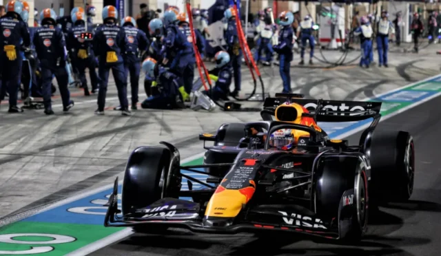 F1 Takımları, McLaren’in Katar’daki Strateji Hatasına Şaşırdı