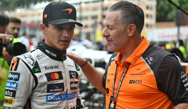 Guenther Steiner, Zak Brown’ın Radyo Mesajını Tiye Aldı