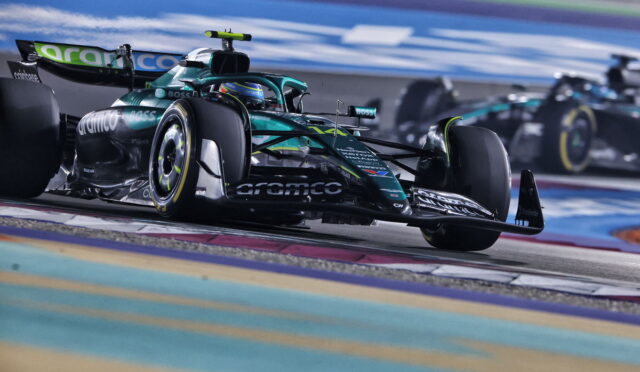 Fernando Alonso, Katar’daki sıra dışı spinini “aracın içindeki ruh haline” bağladı