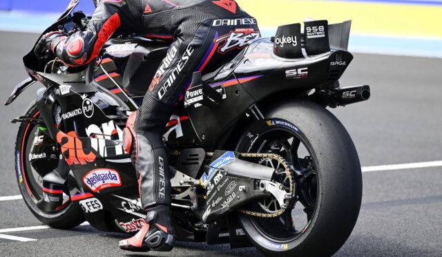 3000_gng_1254572_hires