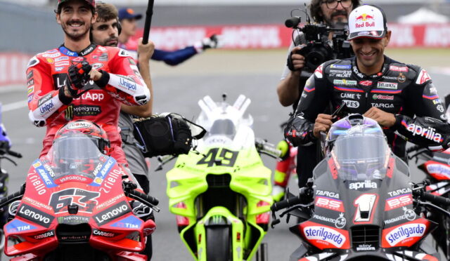 3000_gng_1265224_hires