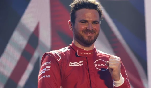 AF1_6894_ZuNaStv0_20250215061031-2048x2048-1-1024x576-1