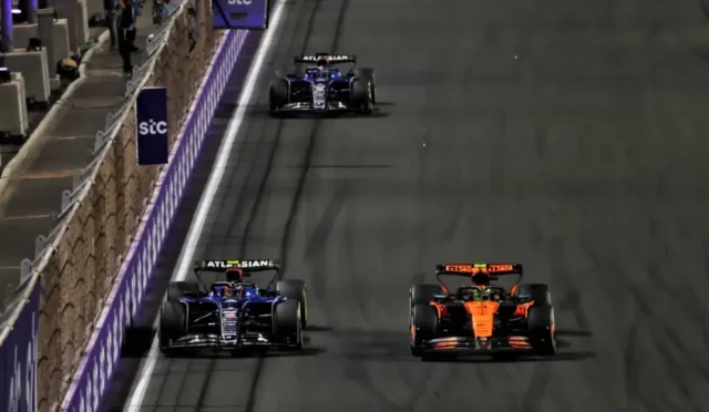 Carlos Sainz: "Lando Norris şampiyonluk baskısıyla başa çıkamazsa yanında olacağım"