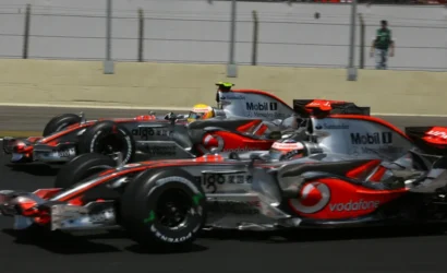 Fernando-Alonso-Lewis-Hamilton-2007-1024x576-1