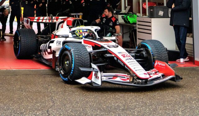 Oliver Bearman, Haas’ın 2026 F1 Aracıyla İlk Sürüşünde Spin Attı