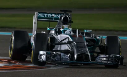 Lewis-Hamilton-Mercedes-1024x577-1