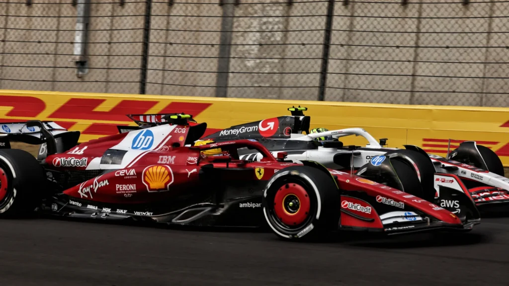 Lewis-Hamilton-Oliver-Bearman-F1-Chinese-GP-1024x576-1