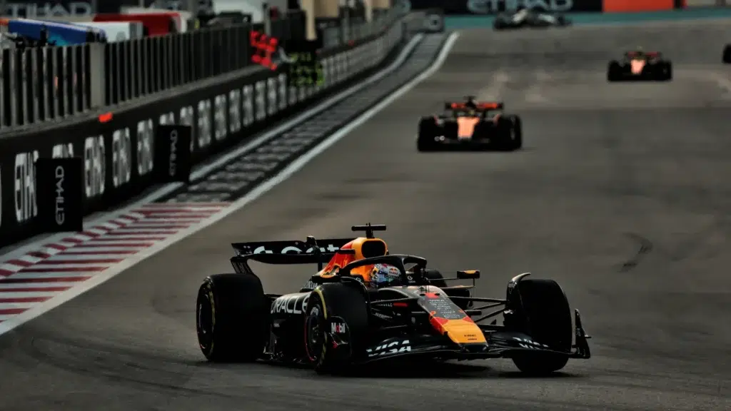 Max-Verstappen-Red-Bull-McLaren-2-1024x576-1