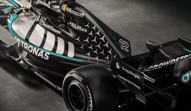 Mercedes-AMG-F1-W17-E-PERFORMANCE-KA-7