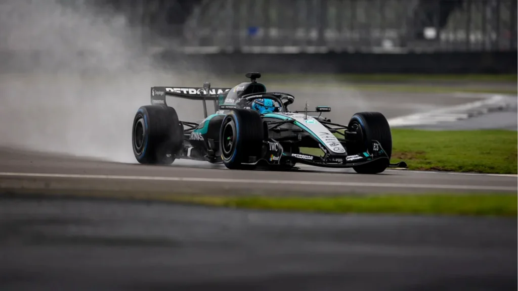 Mercedes-W17-Shakedown-1024x576-1