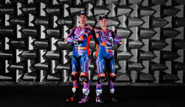 Toprak Razgatlıoğlu, MotoGP takımıyla ilk kez görüntülendi – Pramac 2026 motosikletini tanıttı