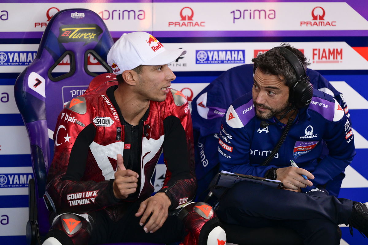 Toprak Razgatlioglu, Alberto Giribuola, Valencia MotoGP Test, 18 November 2025