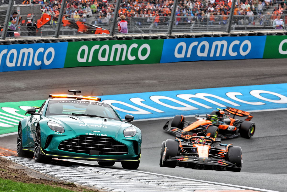 Motor Racing - Formula One World Championship - Dutch Grand Prix - Race Day - Zandvoort, Netherlands