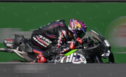 Aprilia-F-duct-in-action-1-