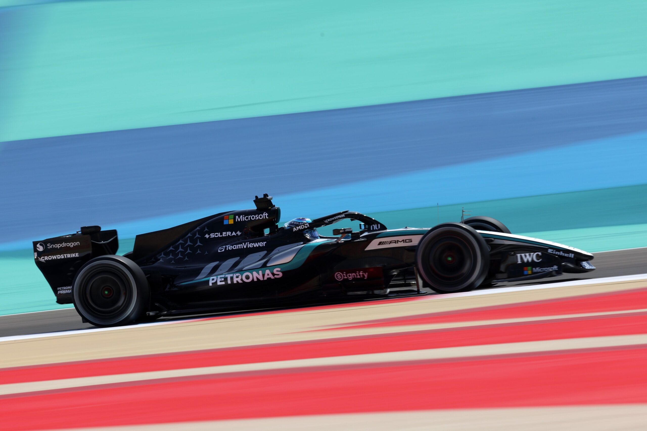 George Russell Mercedes F1 2026 Bahreyn