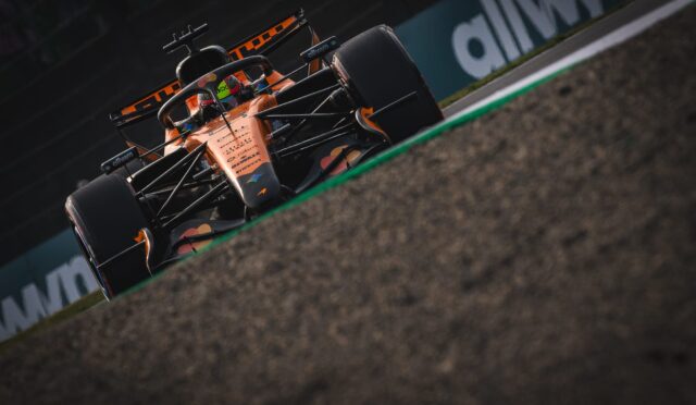 Spacesuit-CE-F1-JGP-28-03-26-2313