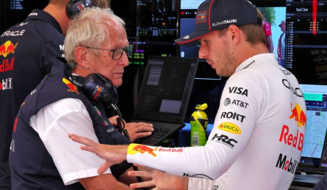 https3A2F2Fs3-newsifier.ams3_.digitaloceanspaces.com2Fgpblog.com2Fimages2F2025-092Fhelmut-marko-and-max-verstappen-in-the-red-bull-garage-68cae230118dc