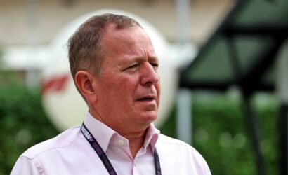 https3A2F2Fs3-newsifier.ams3_.digitaloceanspaces.com2Fgpblog.com2Fimages2F2025-112Fmartin-brundle-singapore-691464cd14c4a