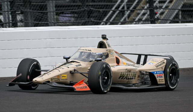 felix-rosenqvist-miller-lite-carb-day-by-john-grainda_large-image-without-watermark_m155017