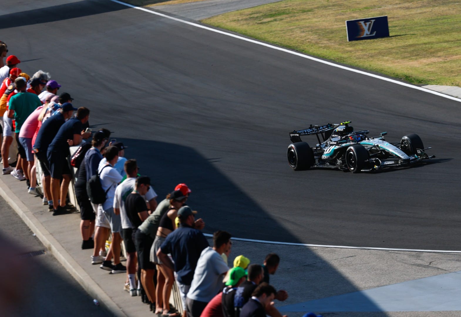 Russell’ın Macaristan GP’sindeki Kötü Startının Sebebi Ne?