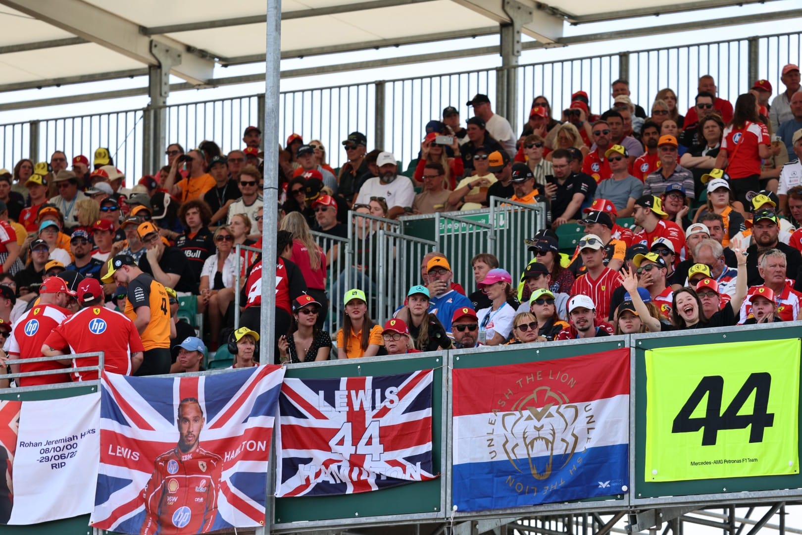 Britanya GP taraftarları
