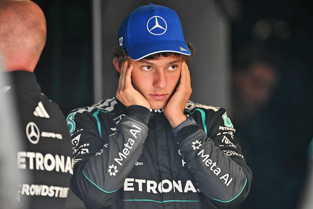 Kimi Antonelli, Mercedes’in McLaren’in Şampiyonluk Tehdidine Yönelik Endişelerini Paylaştı